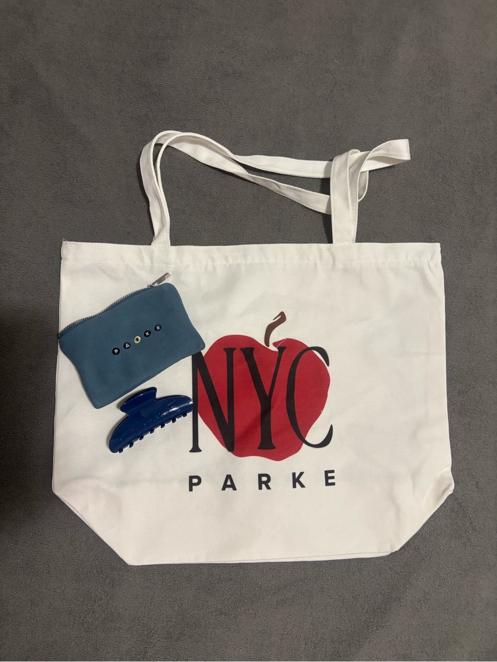 NYC PARKE NY Blue Claw Clip + Zippered Tote Bag